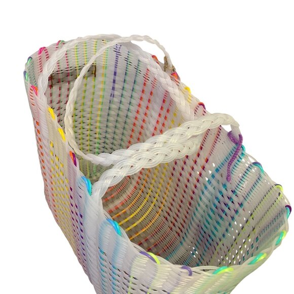Squeeze De Citron Woven Tote Bag With Rainbow Stripes & Pom-Pom Keychain - Picture 6 of 7